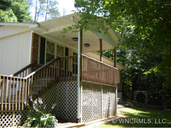 590 Walnut Creek Rd, Marshall, NC 28753 photo 1