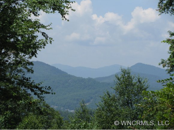 116 Queens Way, Spruce Pine, NC 28777 photo 1