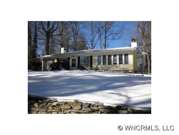 226 Crystal Springs Dr, Hendersonville, NC 28739 Movoto