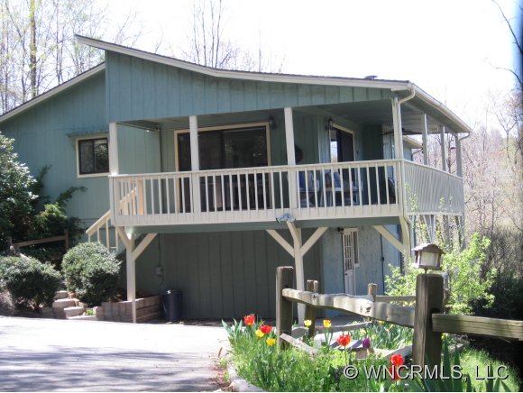 200 Falling Spring Rd, Clyde, NC 28721 photo 1