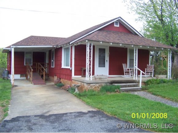 117 Ingram Loop, Clyde, NC 28721 photo 1