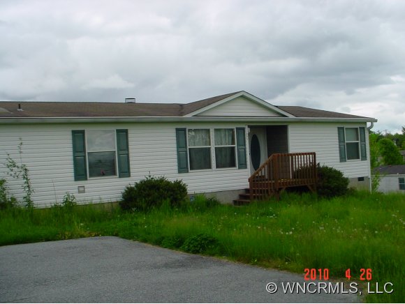 551 Divide Loop, Flat Rock, NC 28731 photo 1