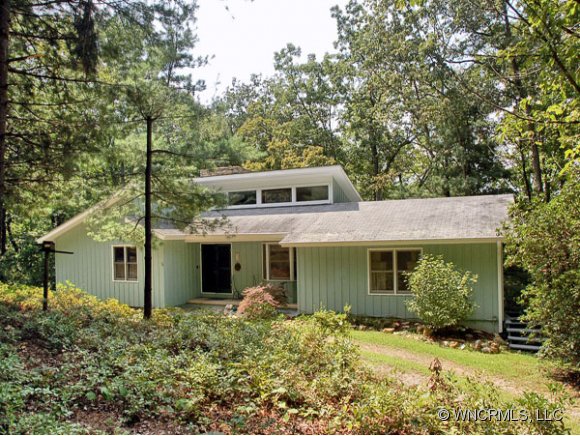 570 Oceanview Dr, Saluda, NC 28773 photo 1