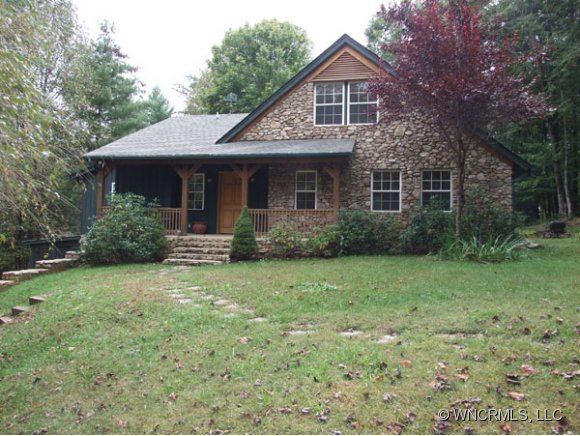631 River Bend Dr, Mars Hill, NC 28754 photo 1
