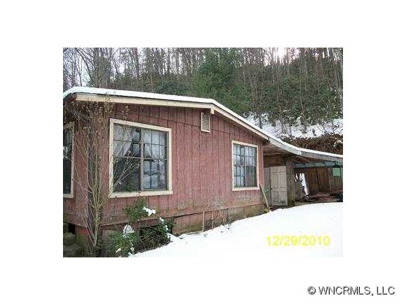 151 Clement Rd, Brevard, NC 28712 photo 1