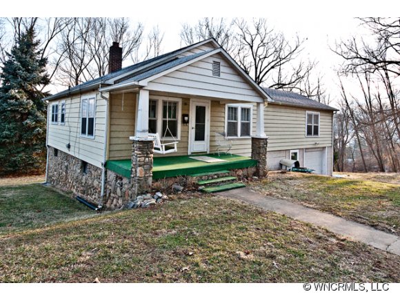40 High St, Canton, NC 28716 photo 1