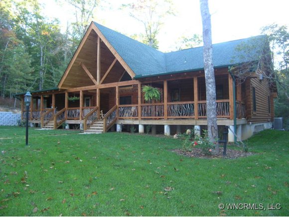 366 Dragon Tail Dr, Brevard, NC 28712 photo 1