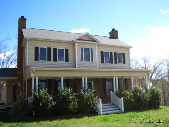 980 Arlys Ln, Tryon, NC 28782 photo 1