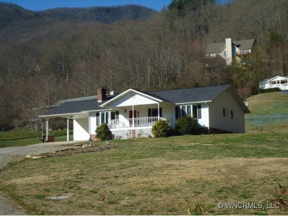 59 Sandbook Ln, Sylva, NC 28779 photo 1