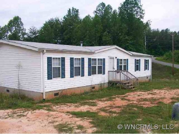 22 Round Top Rd, Mill Spring, NC 28756 photo 1