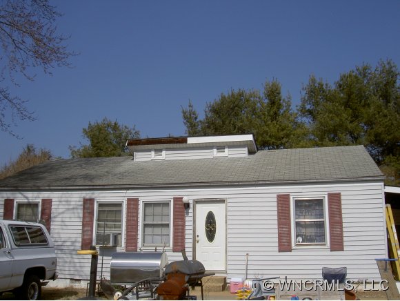 77 Todd Rd, Clyde, NC 28721 photo 1