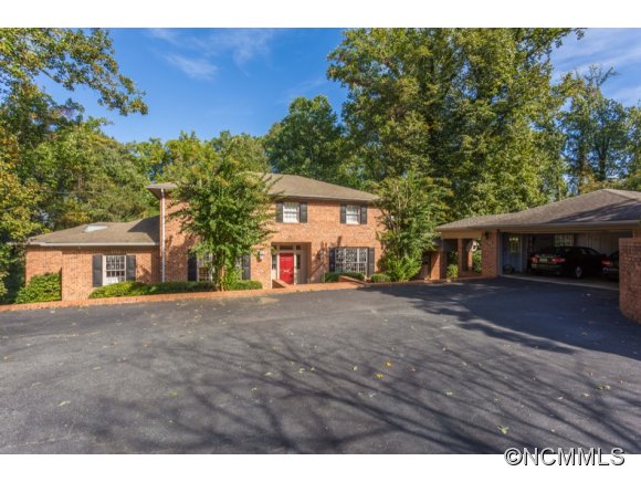 102 Pearson Dr, Morganton, NC 28655 photo 1