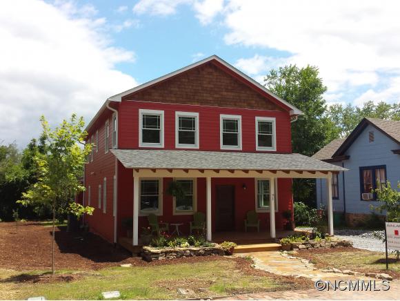 92 King St, Brevard, NC 28712 photo 1