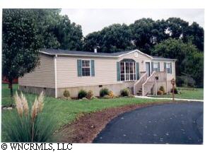 62 Hoke Ave, Flat Rock, NC 28731 photo 1
