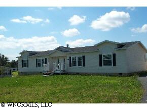 713 Divide Loop, Hendersonville, NC 28792 photo 1