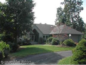 159 Overlook Dr, Flat Rock, NC 28731 photo 1