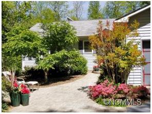 3 Brookview Dr, Flat Rock, NC 28731 photo 1