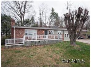 25 Chapman St, Clyde, NC 28721 photo 1