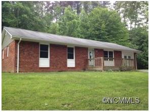 16 Pinecrest Rd, Mars Hill, NC 28754 photo 1