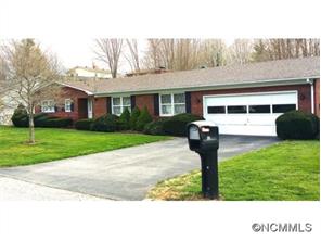 38 Johnson Dr, Canton, NC 28716 photo 1
