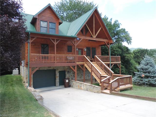 653 Panoramic Loop, Maggie Valley, NC 28751 photo 1