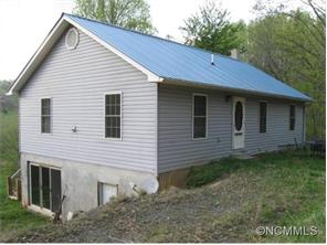 362 E Bee Tree Rd, Marshall, NC 28753 photo 1