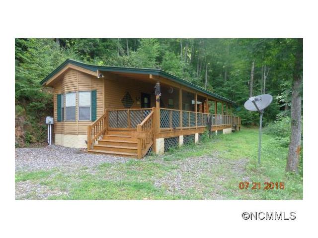 106 Little Peanut, Sylva, NC 28779 photo 1