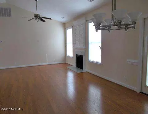 690 E Pipers Gln, Shallotte, NC 28470 photo 6