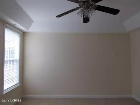 690 E Pipers Gln, Shallotte, NC 28470 photo 8