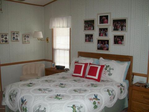 403 Quartermaster Ct, Hampstead, NC 28443 photo 3