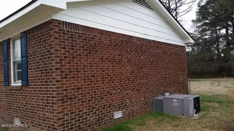 463 Potts Rd, Dudley, NC 28333 photo 2