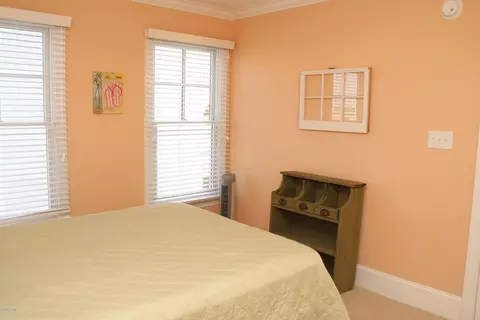 116 Soundside Dr, Atlantic Beach, NC 28512 photo 9
