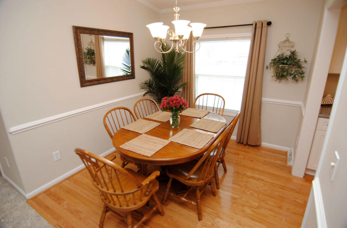 100 Royal Oaks Dr, Hampstead, NC 28443 photo 3