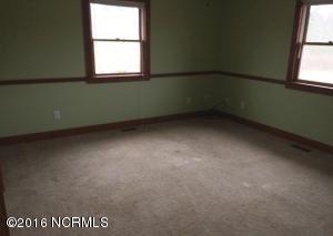 6395 Point Caswell Rd, Atkinson, NC 28421 photo 14