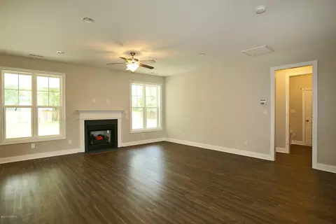 573 W Craftsman Way, Hampstead, NC 28443 photo 7