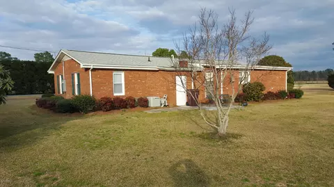 2274 Midway Dr, Chadbourn, NC 28431 photo 2