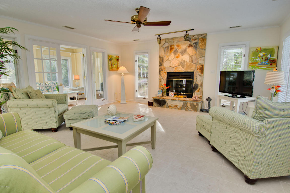 100 Windjammer Cv, Emerald Isle, NC 28594 photo 8