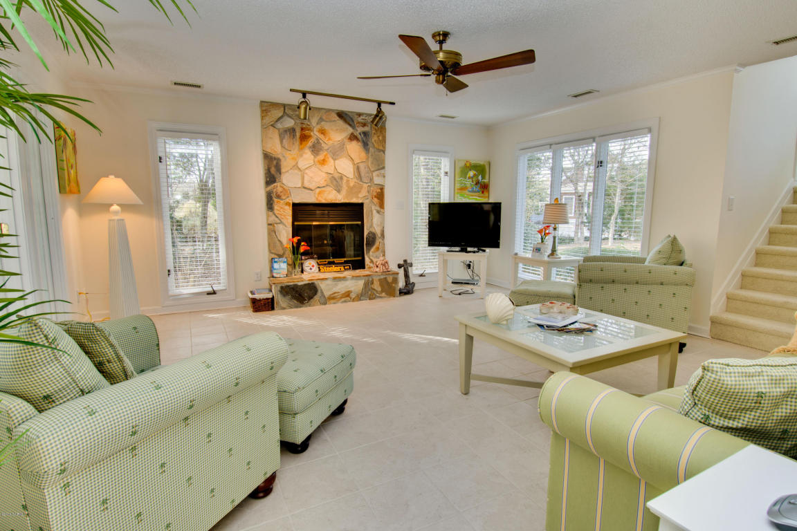 100 Windjammer Cv, Emerald Isle, NC 28594 photo 6