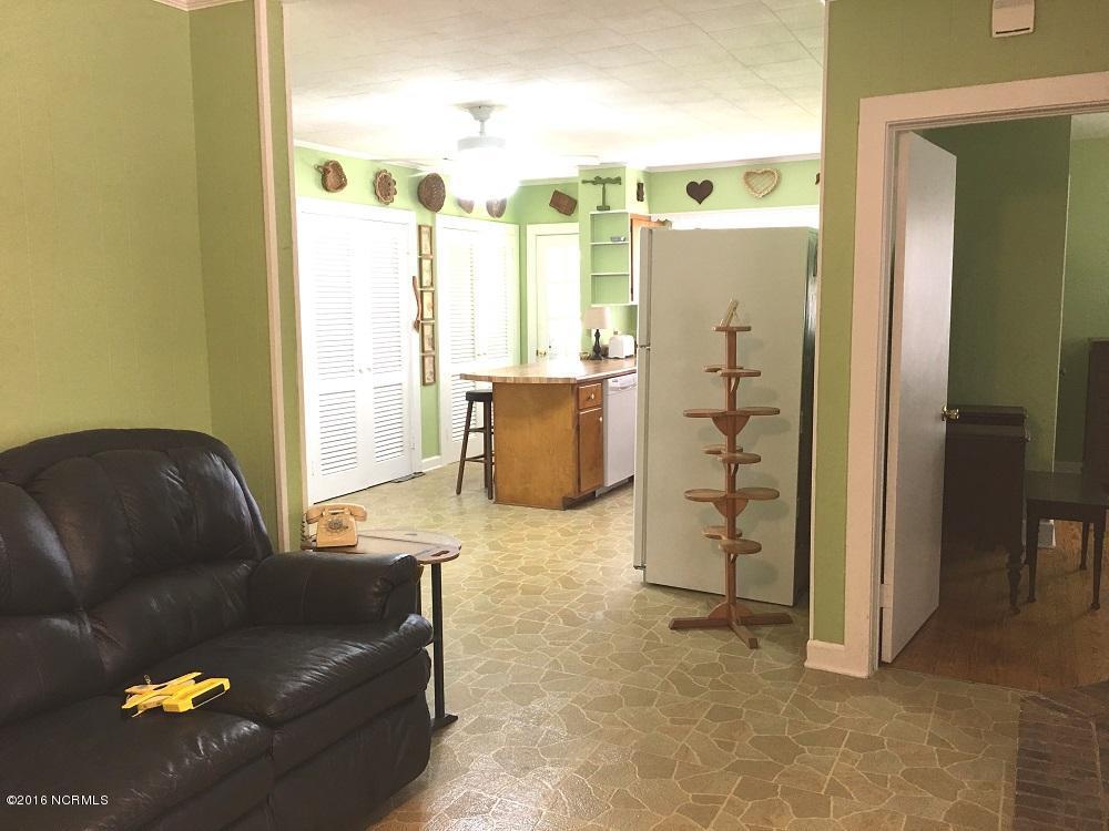 795 Seashore Dr, Atlantic, NC 28511 photo 8