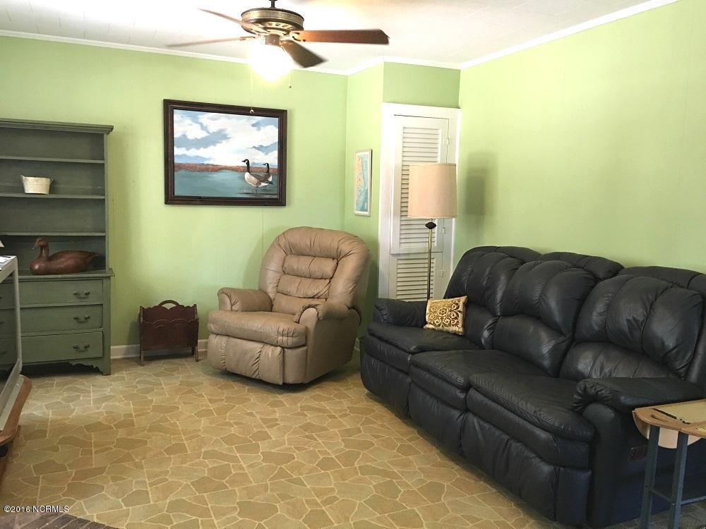 795 Seashore Dr, Atlantic, NC 28511 photo 3