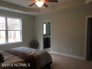 814 Hoover Rd, Hampstead, NC 28443 photo 4