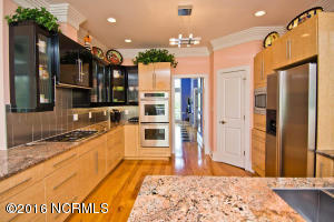 409 Emerald Plantation Rd, Emerald Isle, NC 28594 photo 13