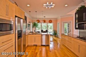 409 Emerald Plantation Rd, Emerald Isle, NC 28594 photo 14