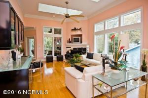 409 Emerald Plantation Rd, Emerald Isle, NC 28594 photo 11