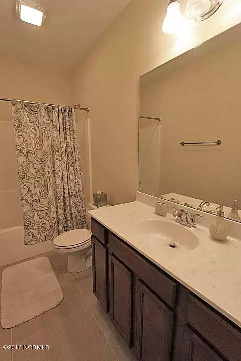 473 Landsdowne Cir, Hampstead, NC 28443 photo 17