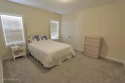 473 Landsdowne Cir, Hampstead, NC 28443 photo 18