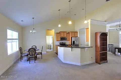 473 Landsdowne Cir, Hampstead, NC 28443 photo 7