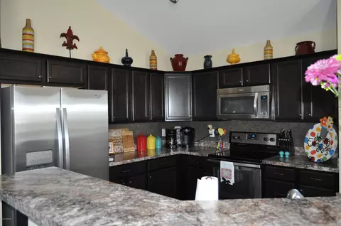 705 Emerald Park Dr, Winterville, NC 28590 photo 9