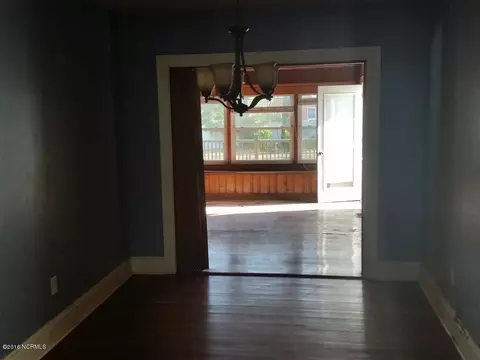 243 4th St, Ayden, NC 28513 photo 4