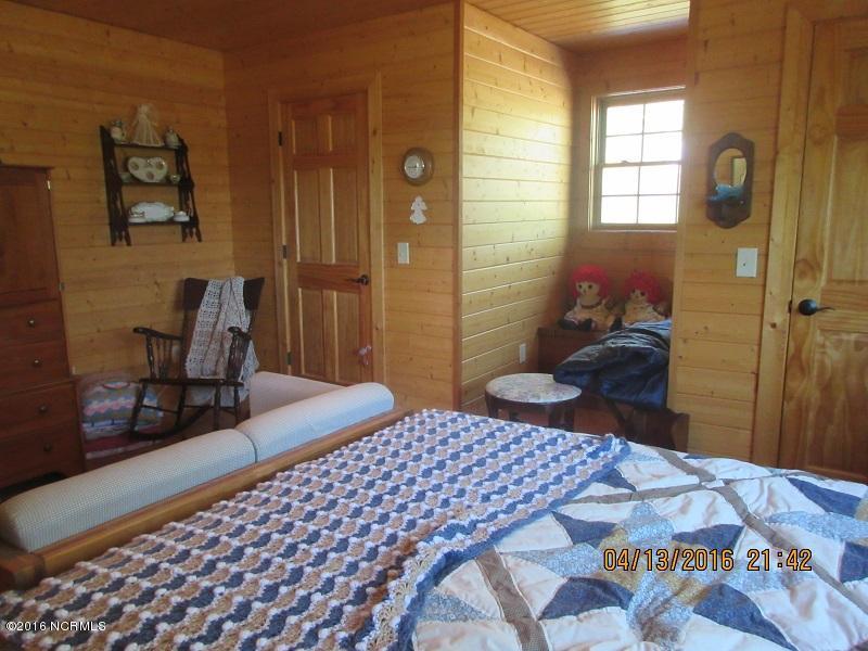 3596 Point Caswell Rd, Atkinson, NC 28421 photo 26